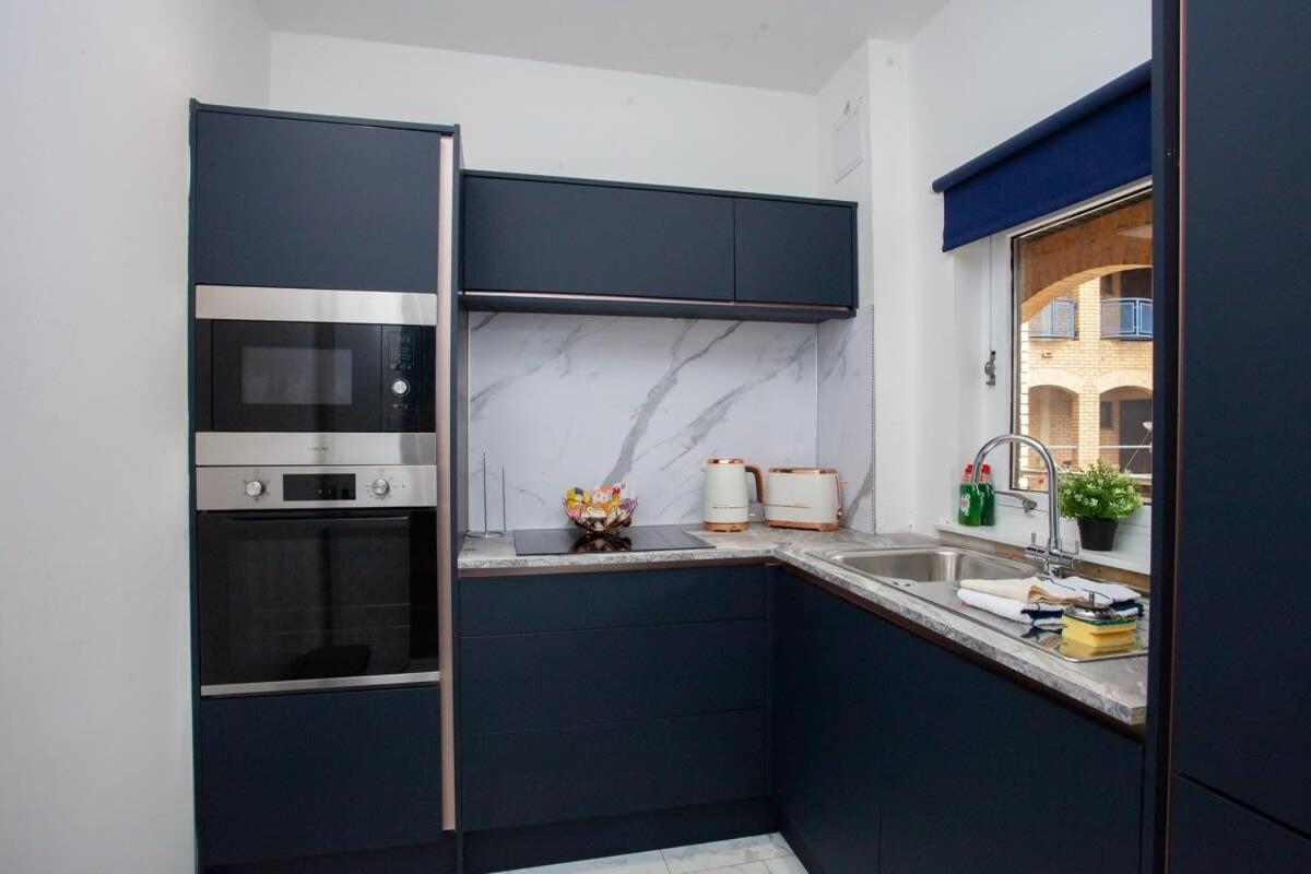 Newly Renovated City Apartment グラスゴー エクステリア 写真